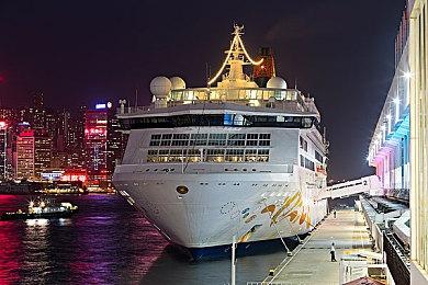 乔治·R·R·马丁暗示《艾尔登法环》推出影视改编作品